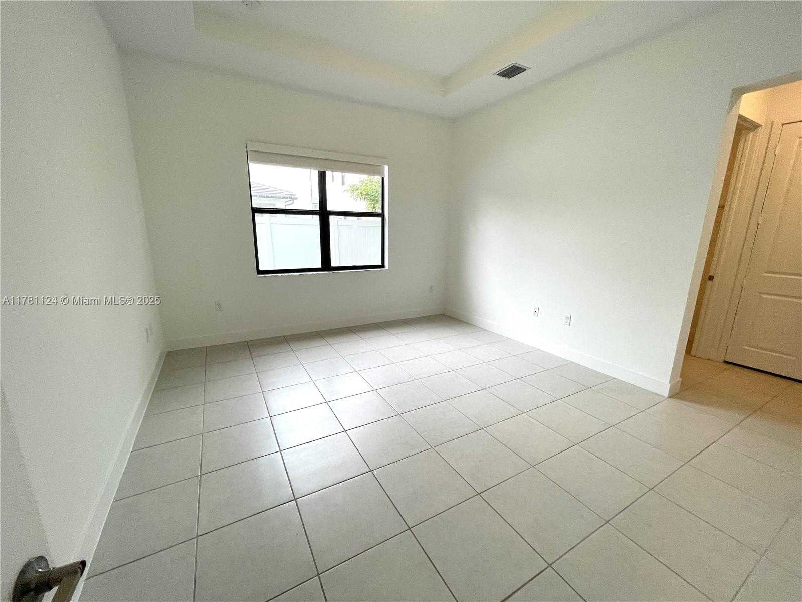Small Image of 4506 SOUTH WEST 174TH AVE, Miramar Number 14