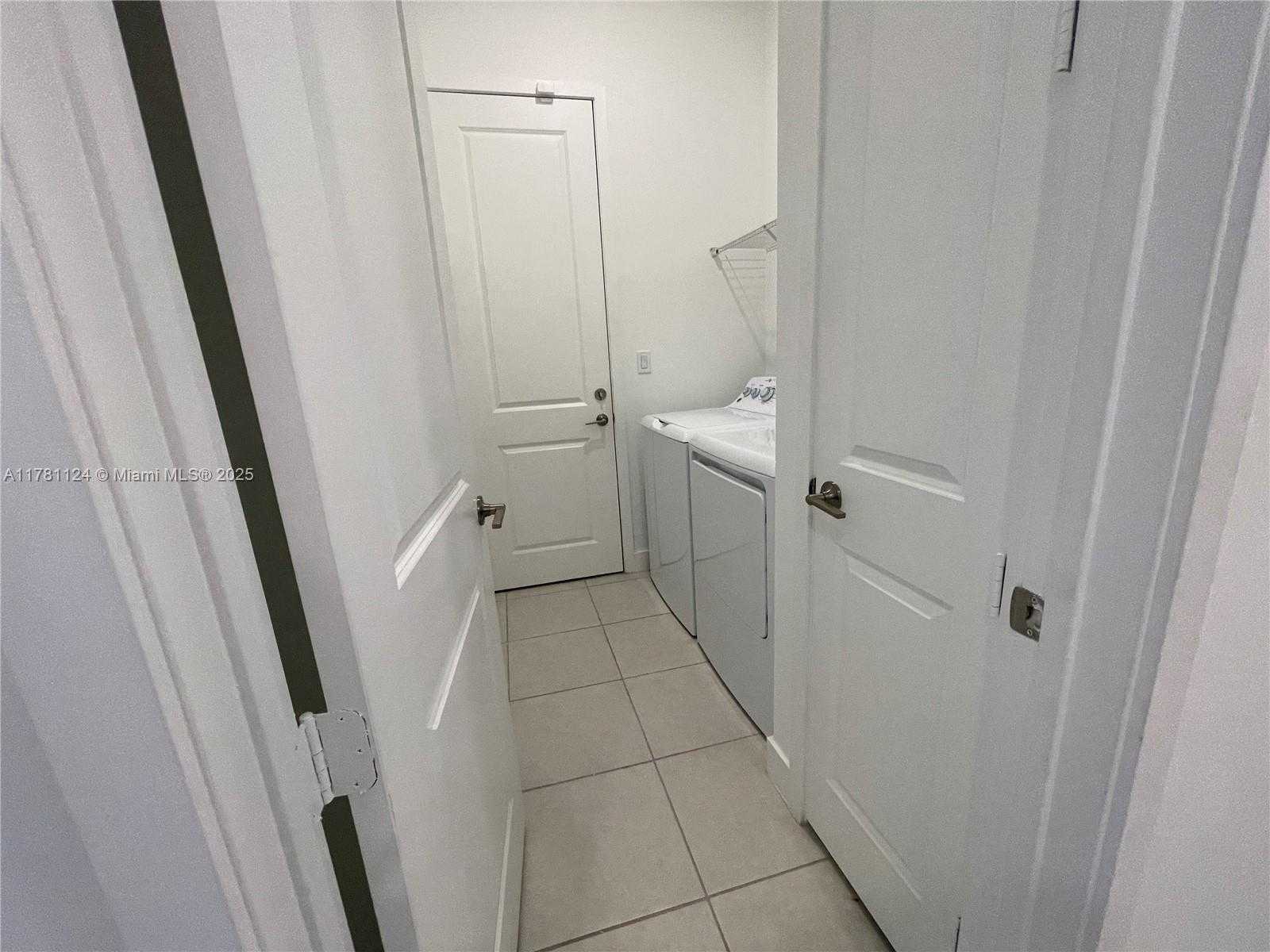 Small Image of 4506 SOUTH WEST 174TH AVE, Miramar Number 25