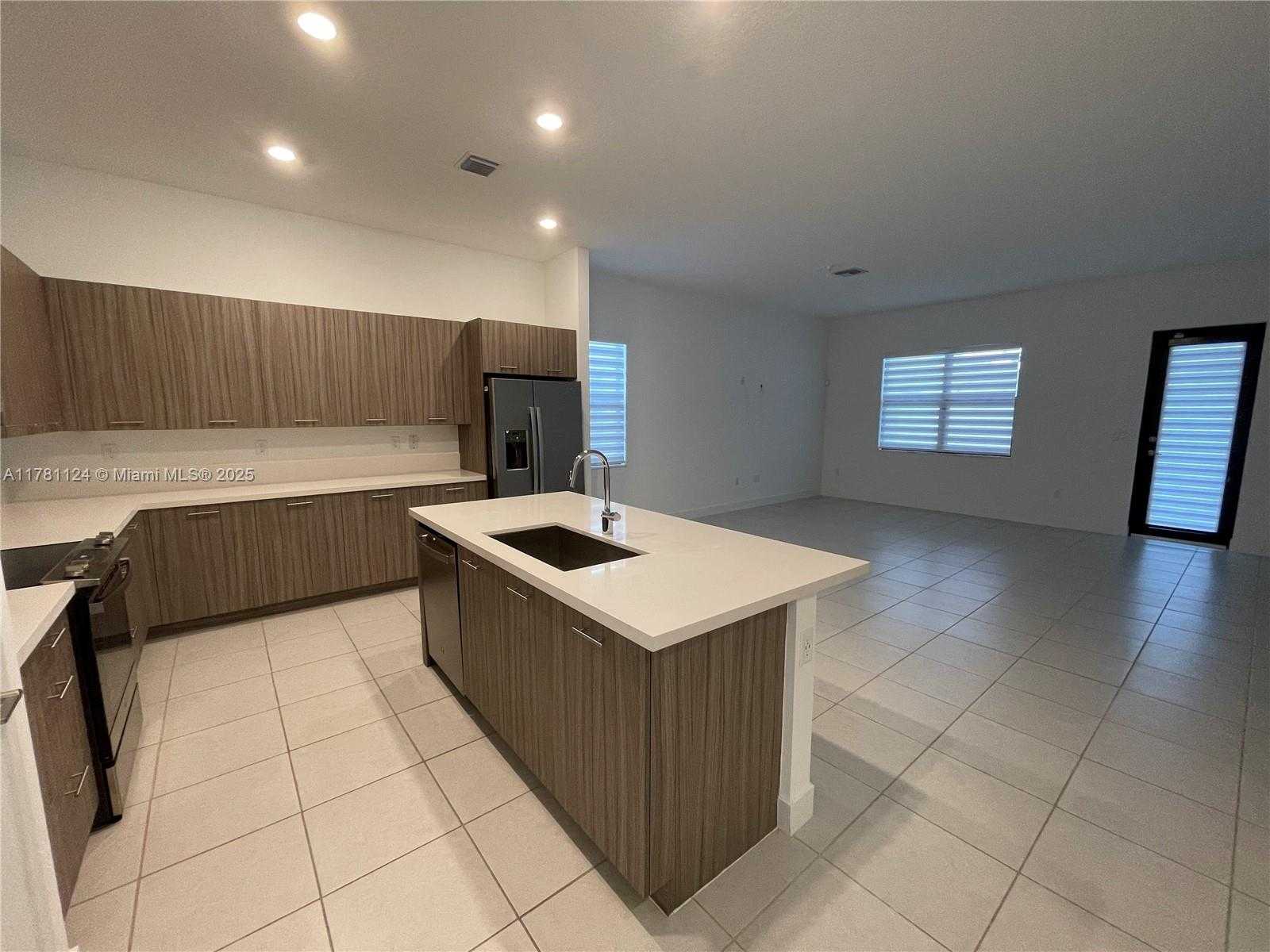 Small Image of 4506 SOUTH WEST 174TH AVE, Miramar Number 29