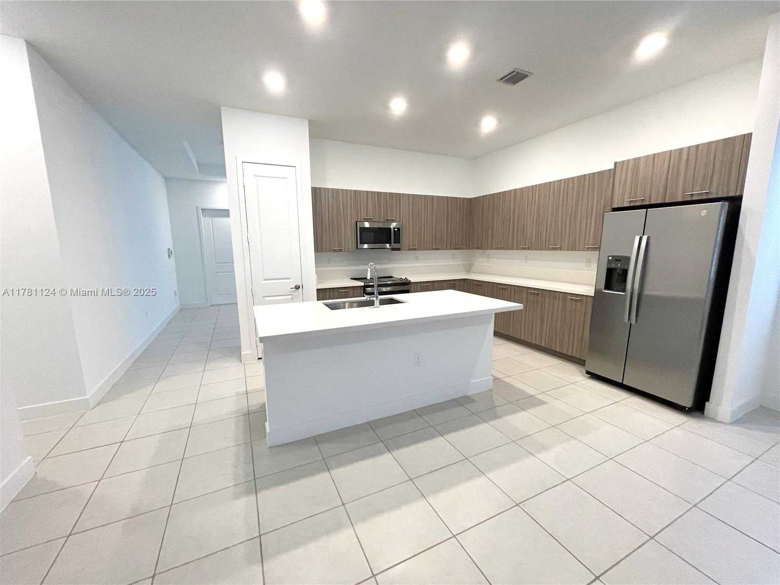 Small Image of 4506 SOUTH WEST 174TH AVE, Miramar Number 36