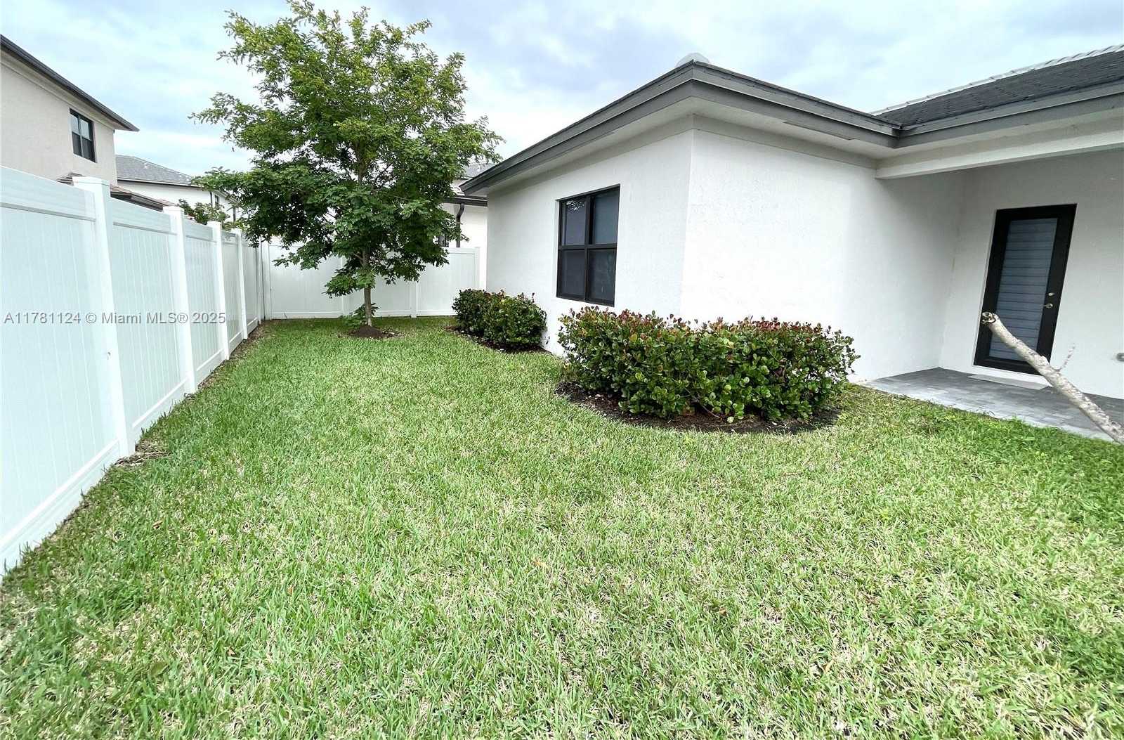 Small Image of 4506 SOUTH WEST 174TH AVE, Miramar Number 51