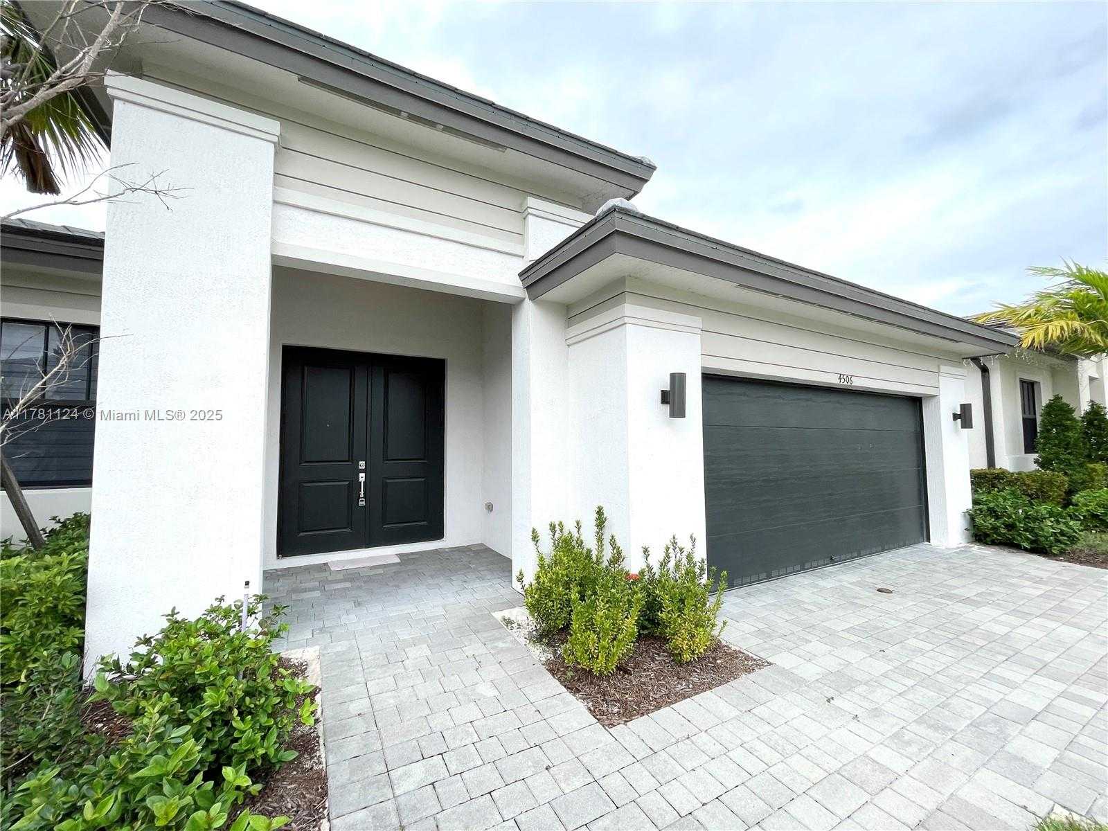 Small Image of 4506 SOUTH WEST 174TH AVE, Miramar Number 69