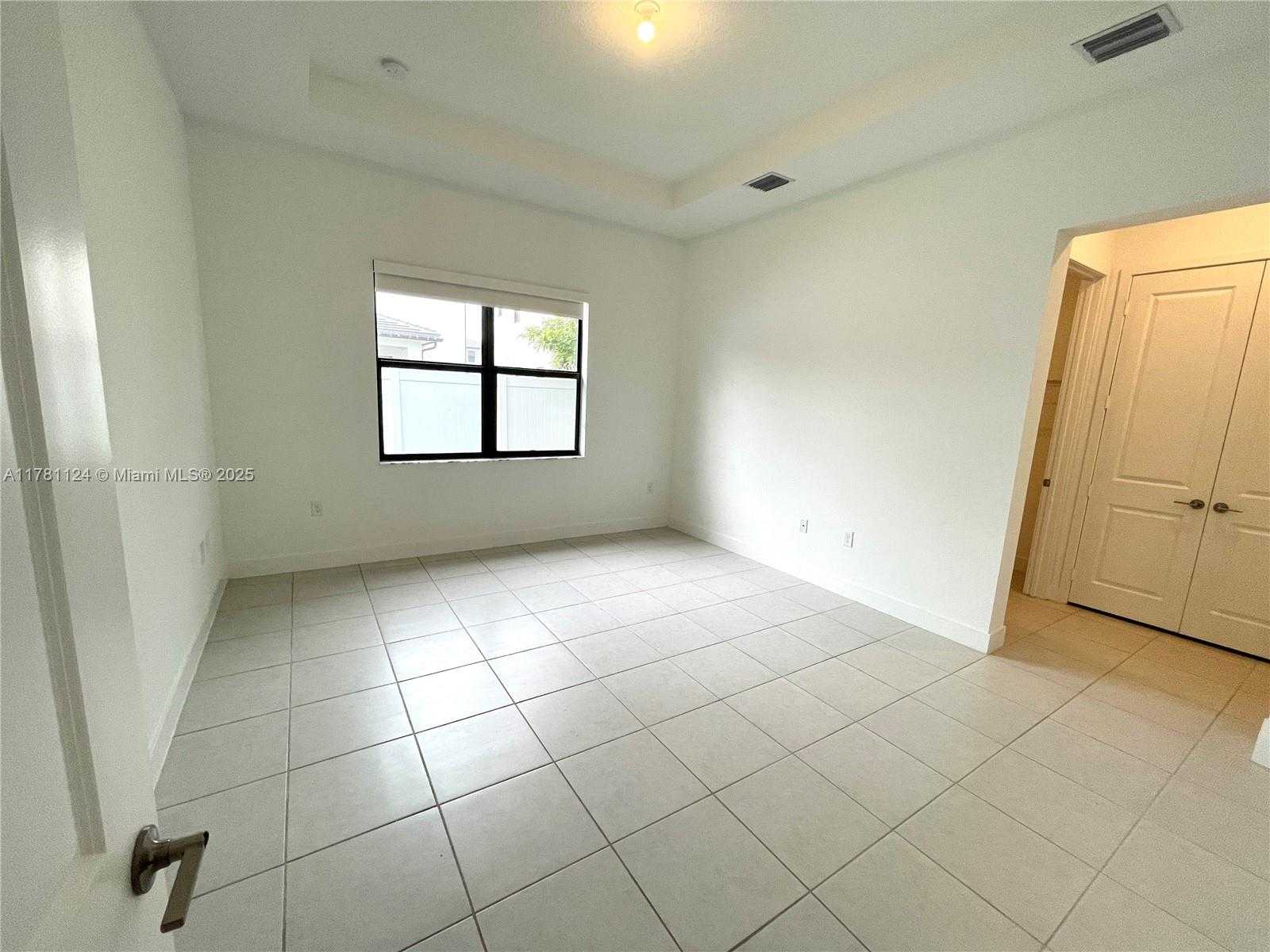Small Image of 4506 SOUTH WEST 174TH AVE, Miramar Number 9