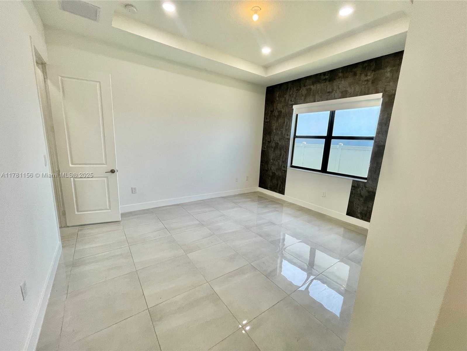 Small Image of 17324 SOUTH WEST 41ST ST, Miramar Number 12