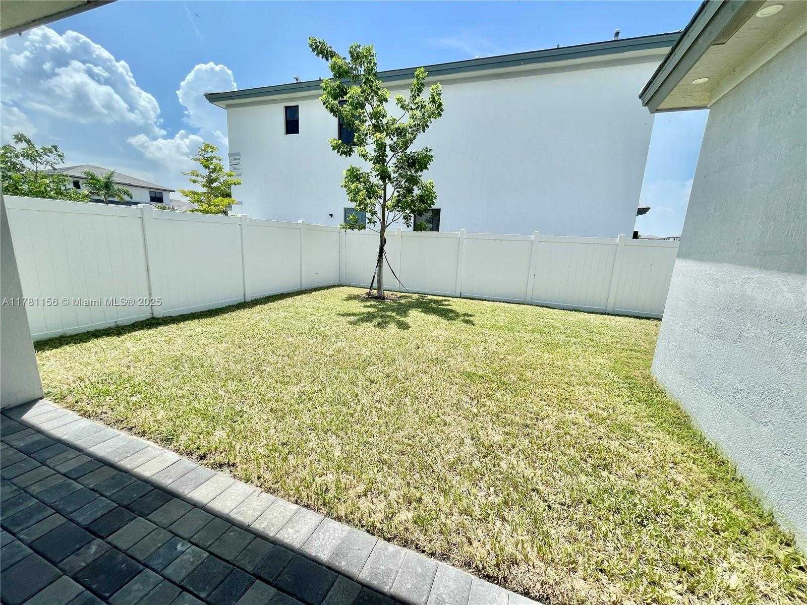 Small Image of 17324 SOUTH WEST 41ST ST, Miramar Number 26