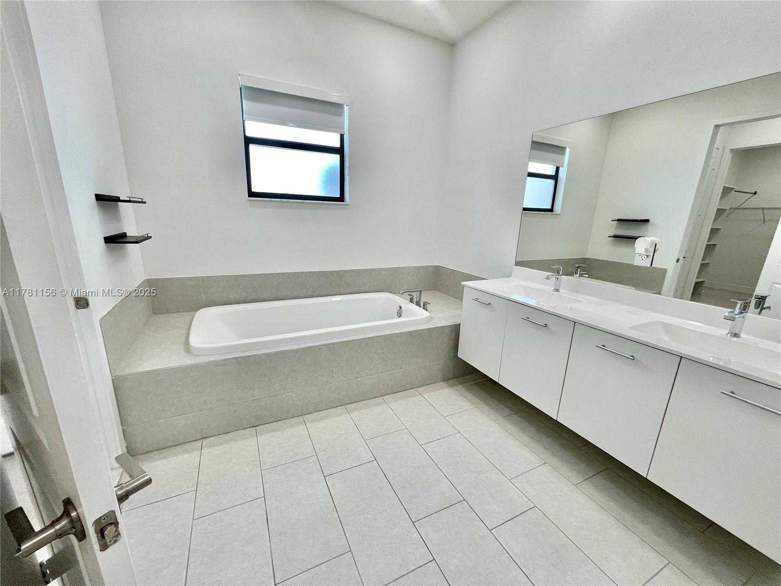Small Image of 17324 SOUTH WEST 41ST ST, Miramar Number 9