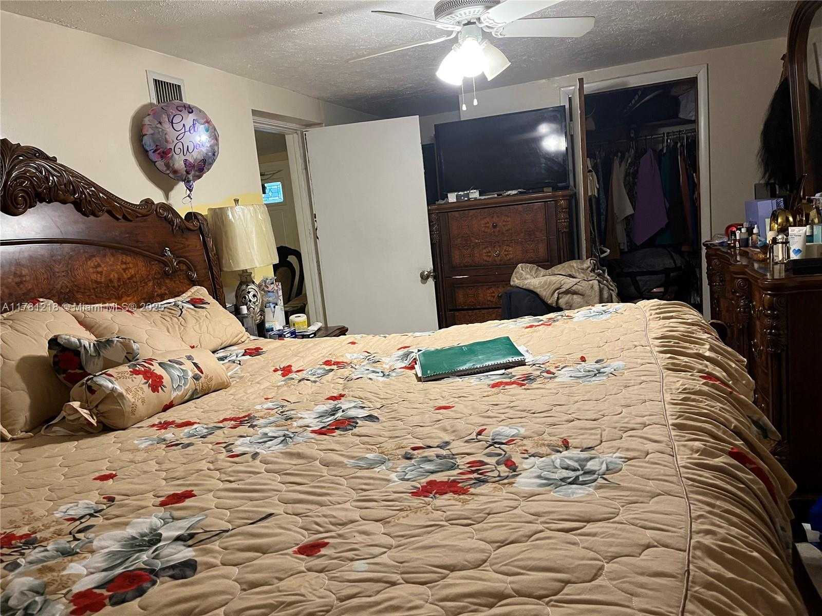 Small Image of 6546 SOUTH WEST 20TH CT, Miramar Number 4