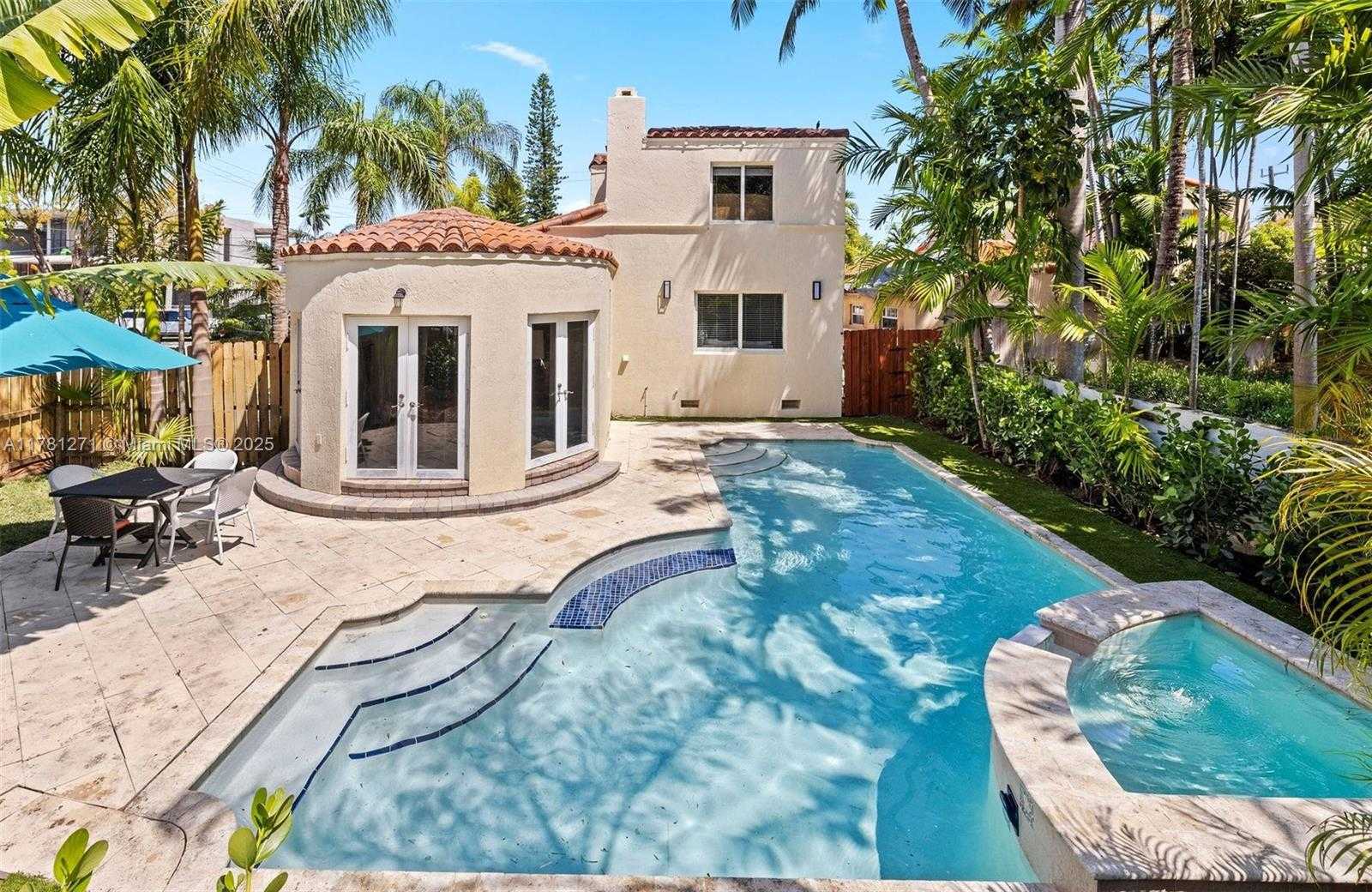 Small Image of 4951 CHEROKEE AVE, Miami Beach Number 2