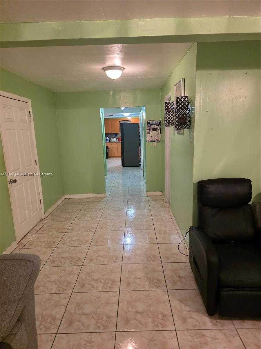 Small Image of 2255 NORTH WEST 85TH ST, Miami Number 9