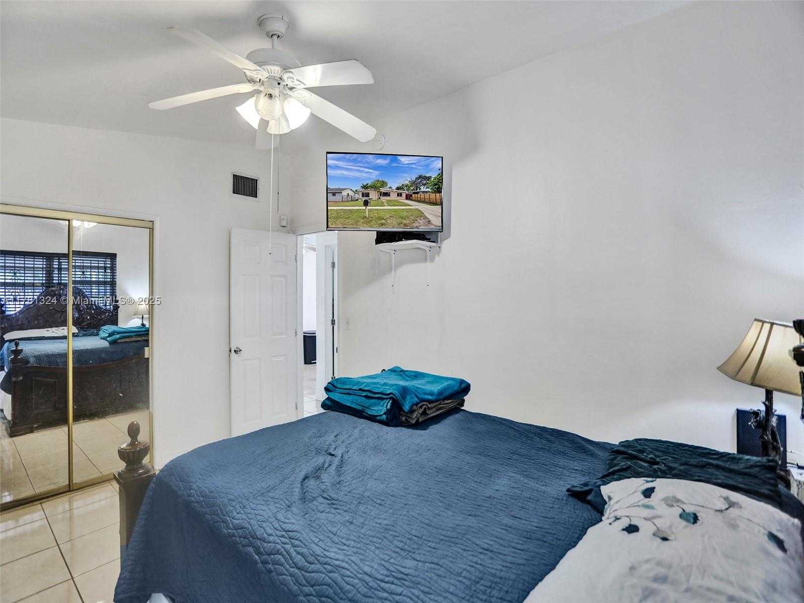 Small Image of 410 NORTH EAST 171ST TER, North Miami Beach Number 16