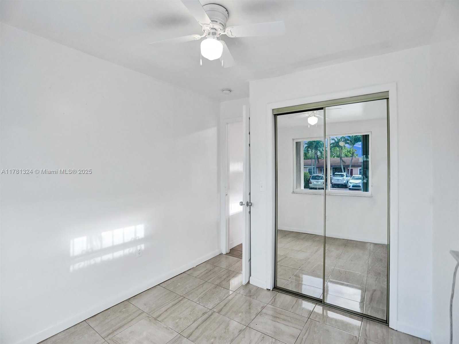 Small Image of 410 NORTH EAST 171ST TER, North Miami Beach Number 19