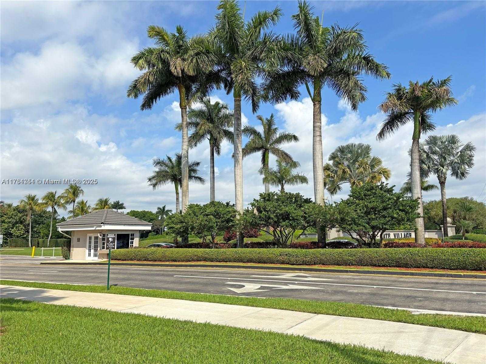 Small Image of 2592 SOUTH EAST 7TH CT, Homestead Number 34