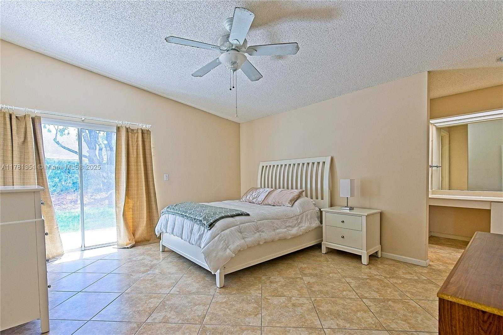 Small Image of 2592 SOUTH EAST 7TH CT, Homestead Number 7