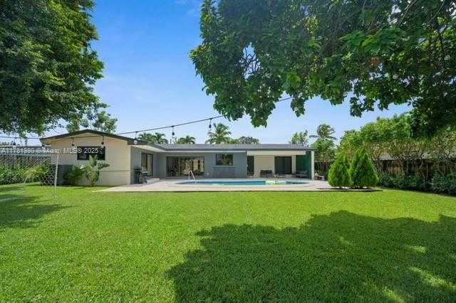 Small Image of 1951 NORTH EAST 187TH DR, North Miami Beach Number 24