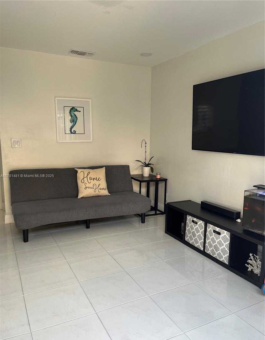 Small Image of 6444 FRENCH ANGEL TER, Margate Number 23