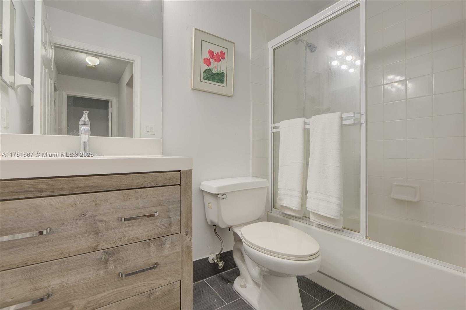 Small Image of 1490 SOUTH WEST 159TH AVE, Pembroke Pines Number 17