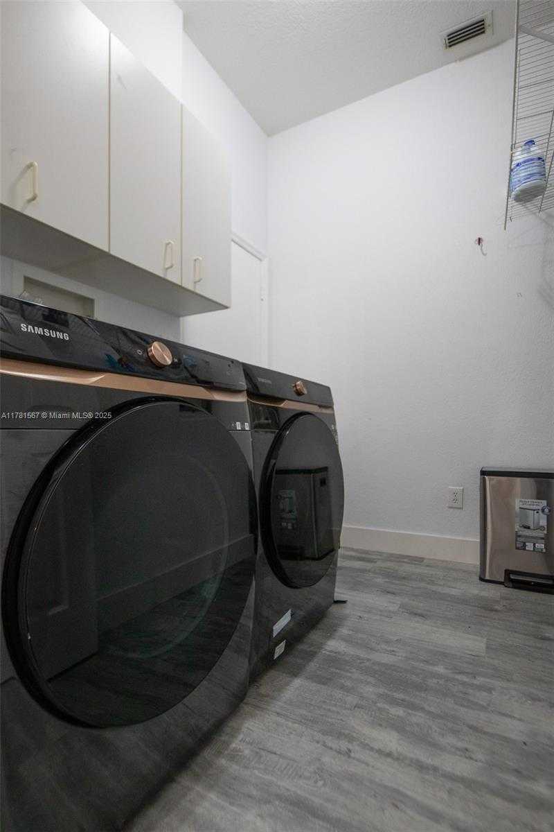 Small Image of 1490 SOUTH WEST 159TH AVE, Pembroke Pines Number 20