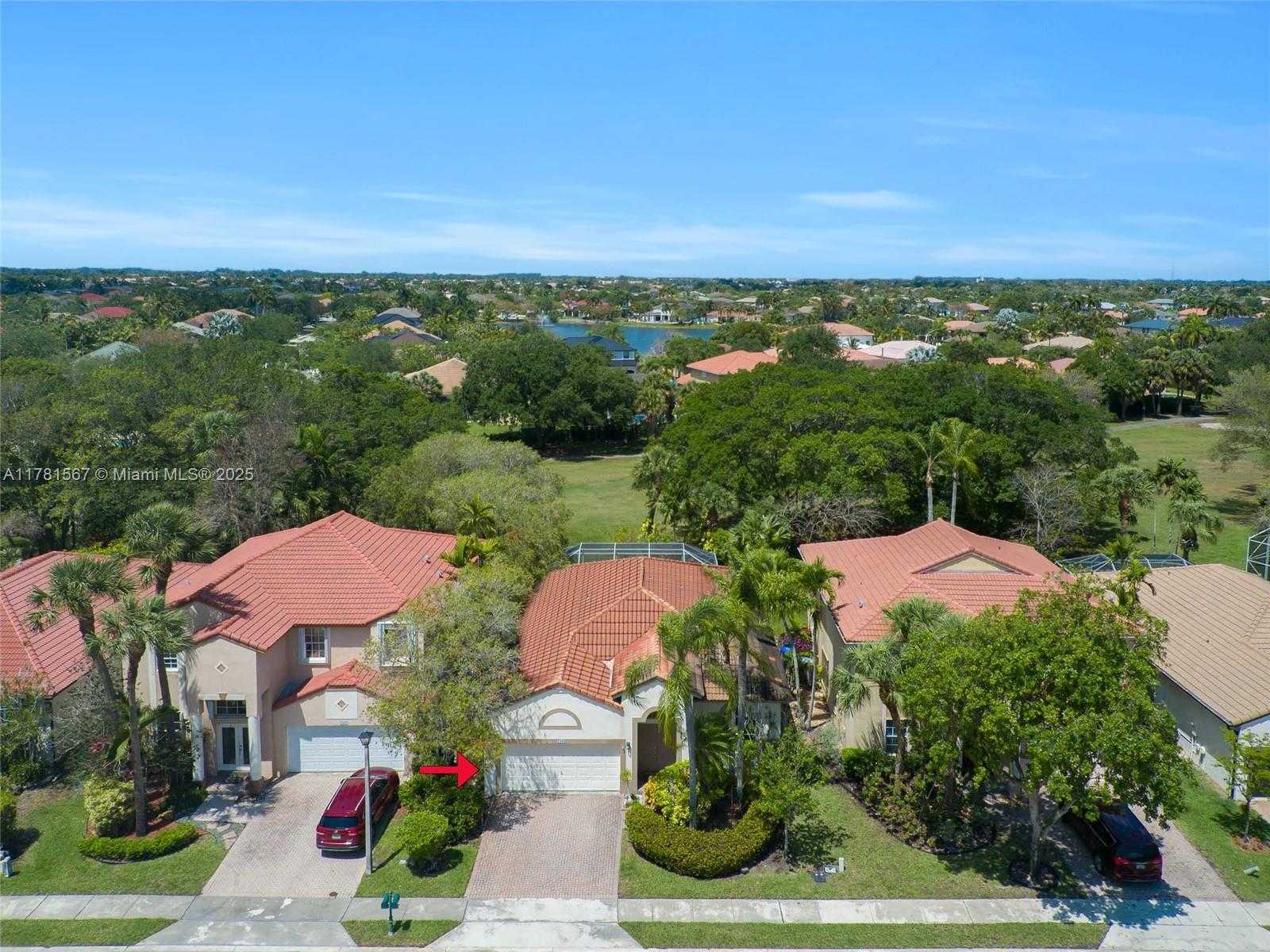 Small Image of 1490 SOUTH WEST 159TH AVE, Pembroke Pines Number 34