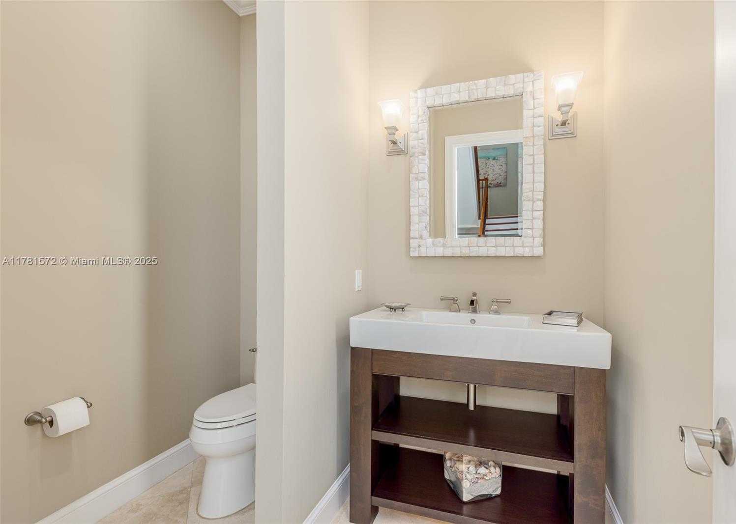 Small Image of 5032 WATERSONG WY, Fort Pierce Number 23