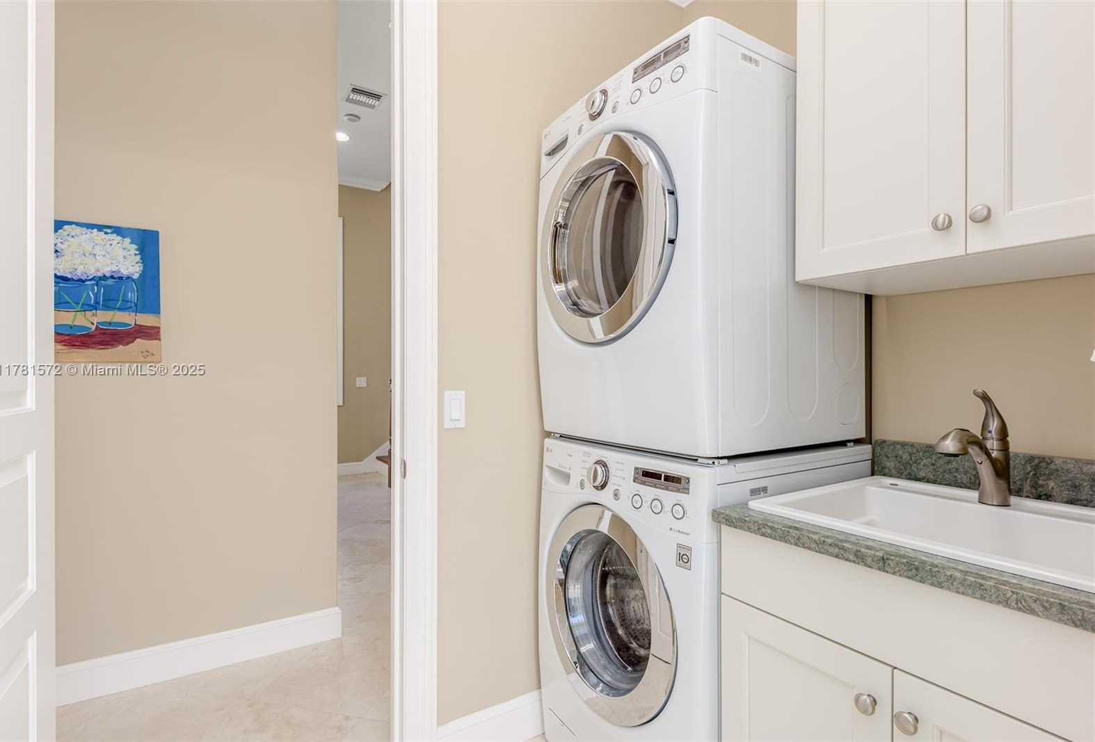 Small Image of 5032 WATERSONG WY, Fort Pierce Number 24