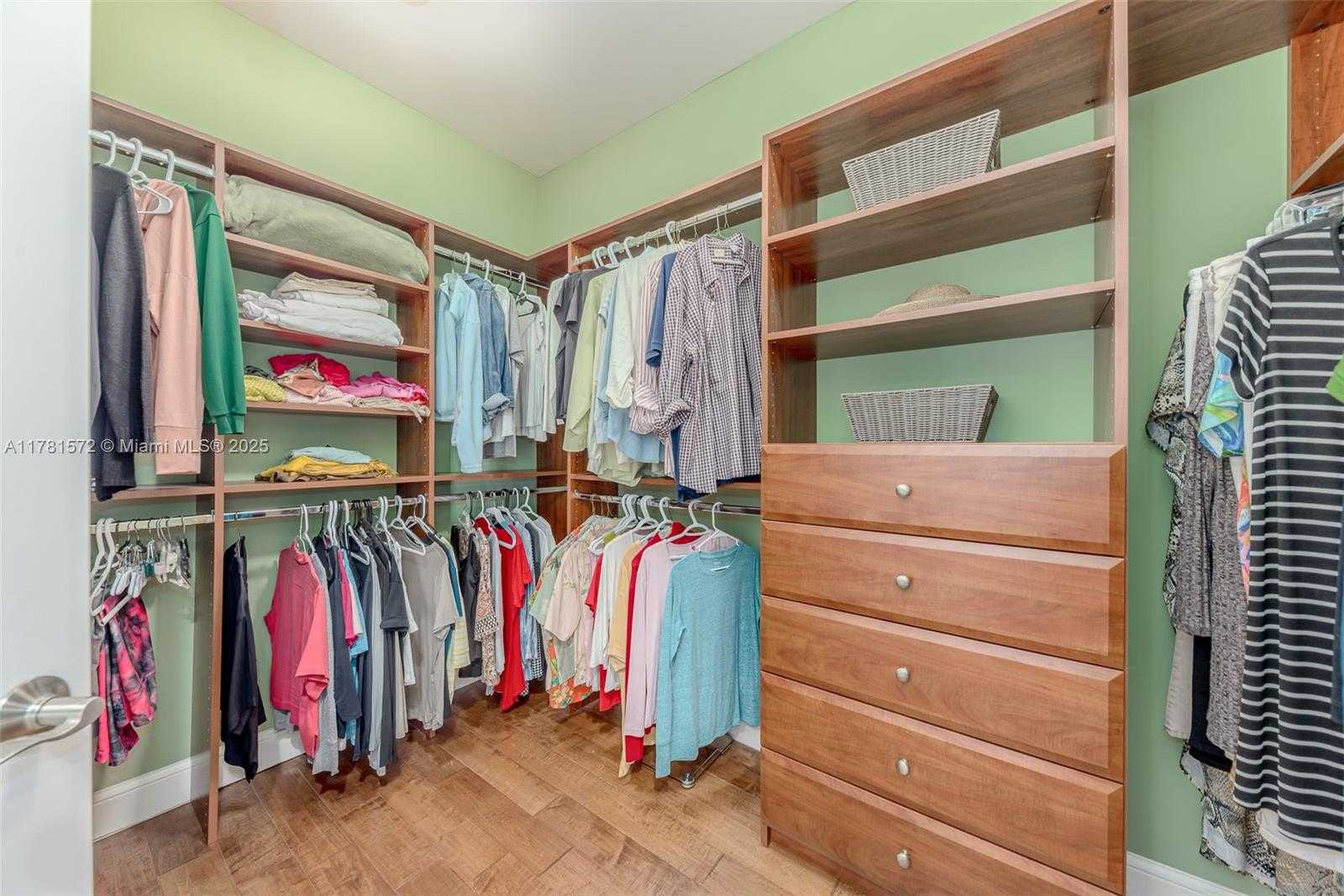 Small Image of 5032 WATERSONG WY, Fort Pierce Number 34