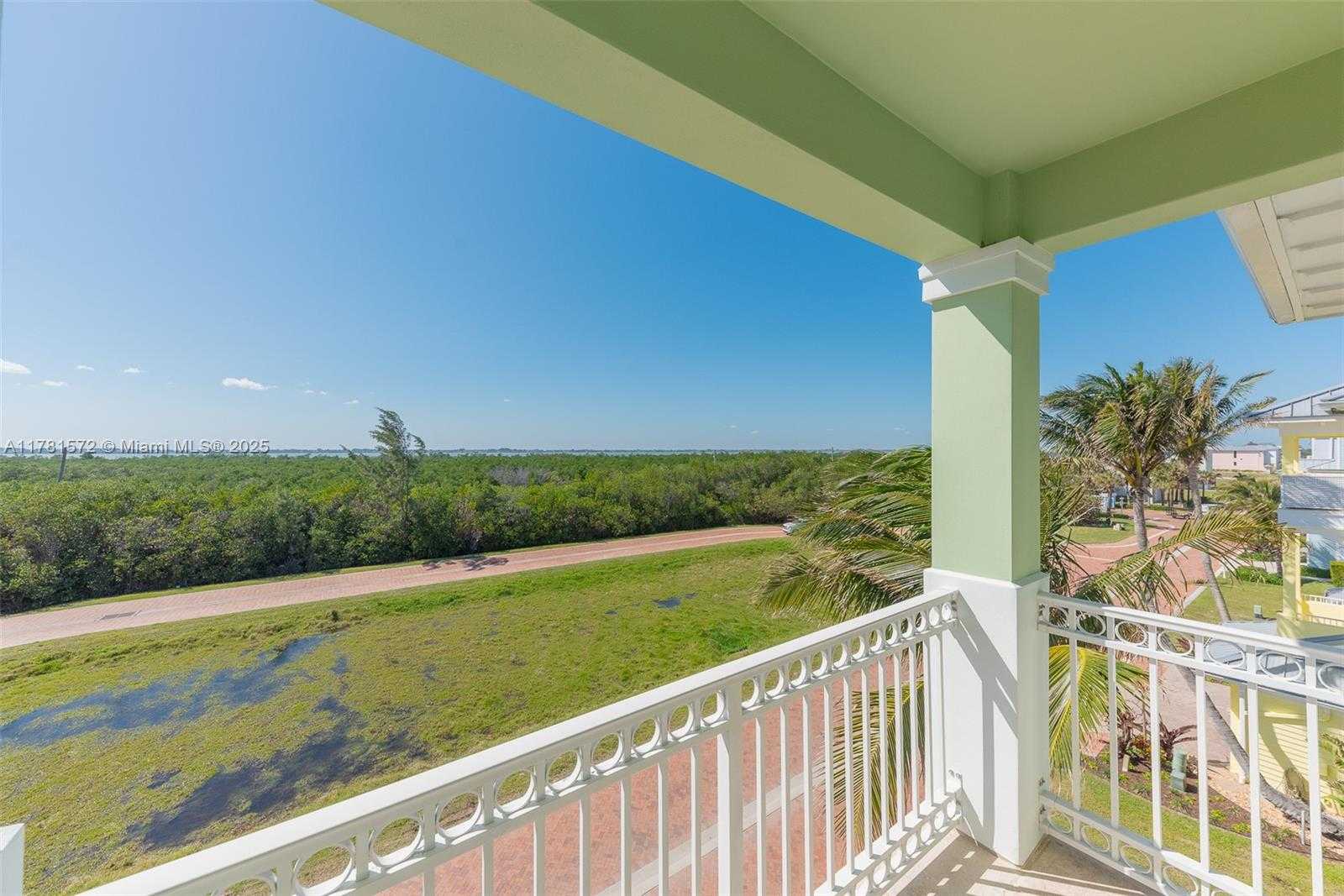 Small Image of 5032 WATERSONG WY, Fort Pierce Number 43