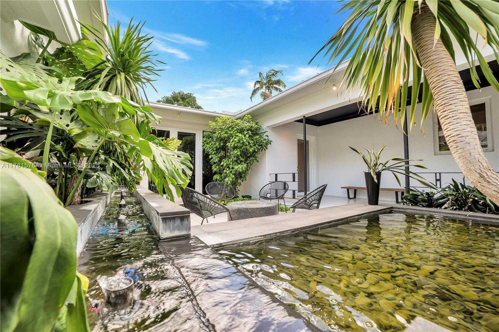 Small Image of 4271 ALTON RD, Miami Beach Number 11