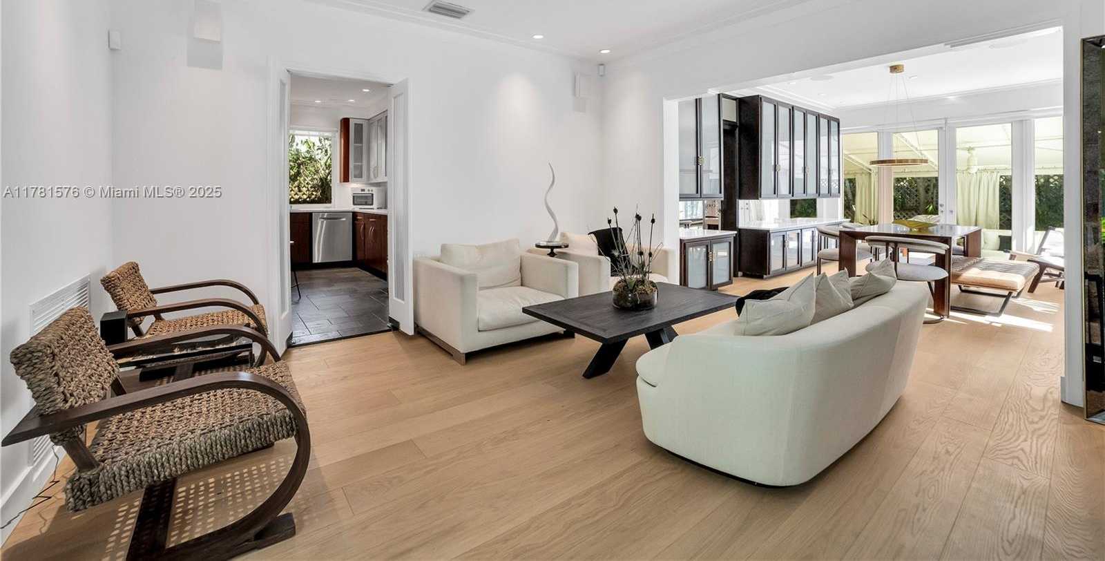 Small Image of 4271 ALTON RD, Miami Beach Number 17