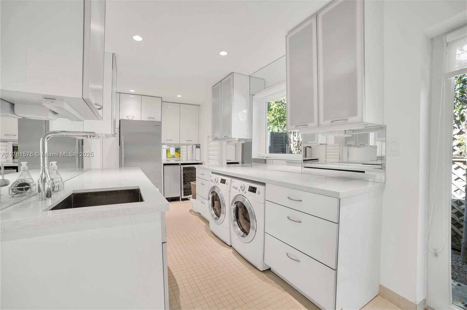 Small Image of 4271 ALTON RD, Miami Beach Number 39
