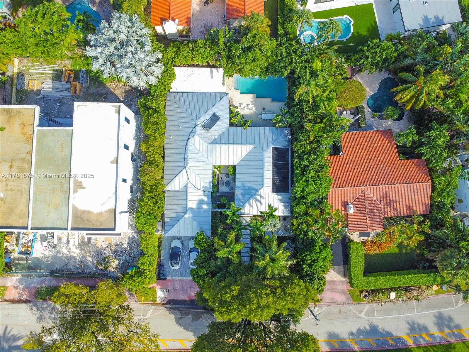 Small Image of 4271 ALTON RD, Miami Beach Number 49