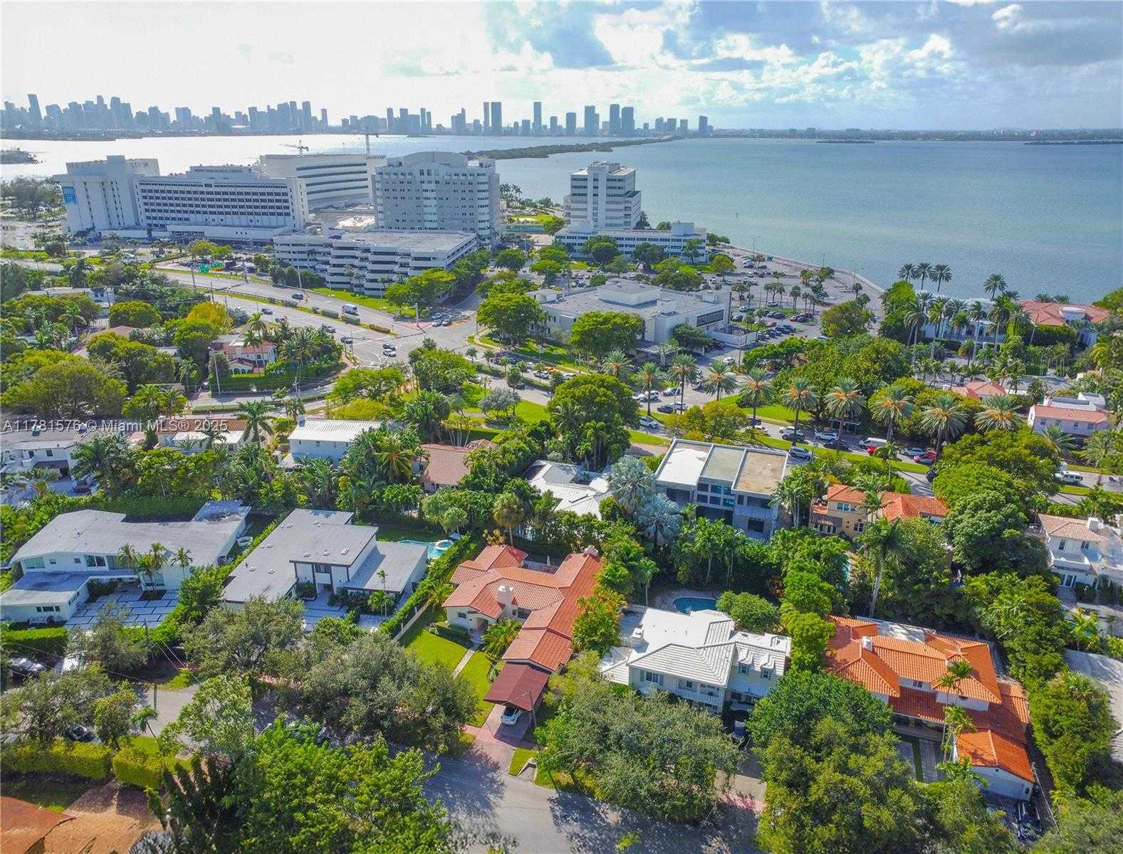 Small Image of 4271 ALTON RD, Miami Beach Number 51