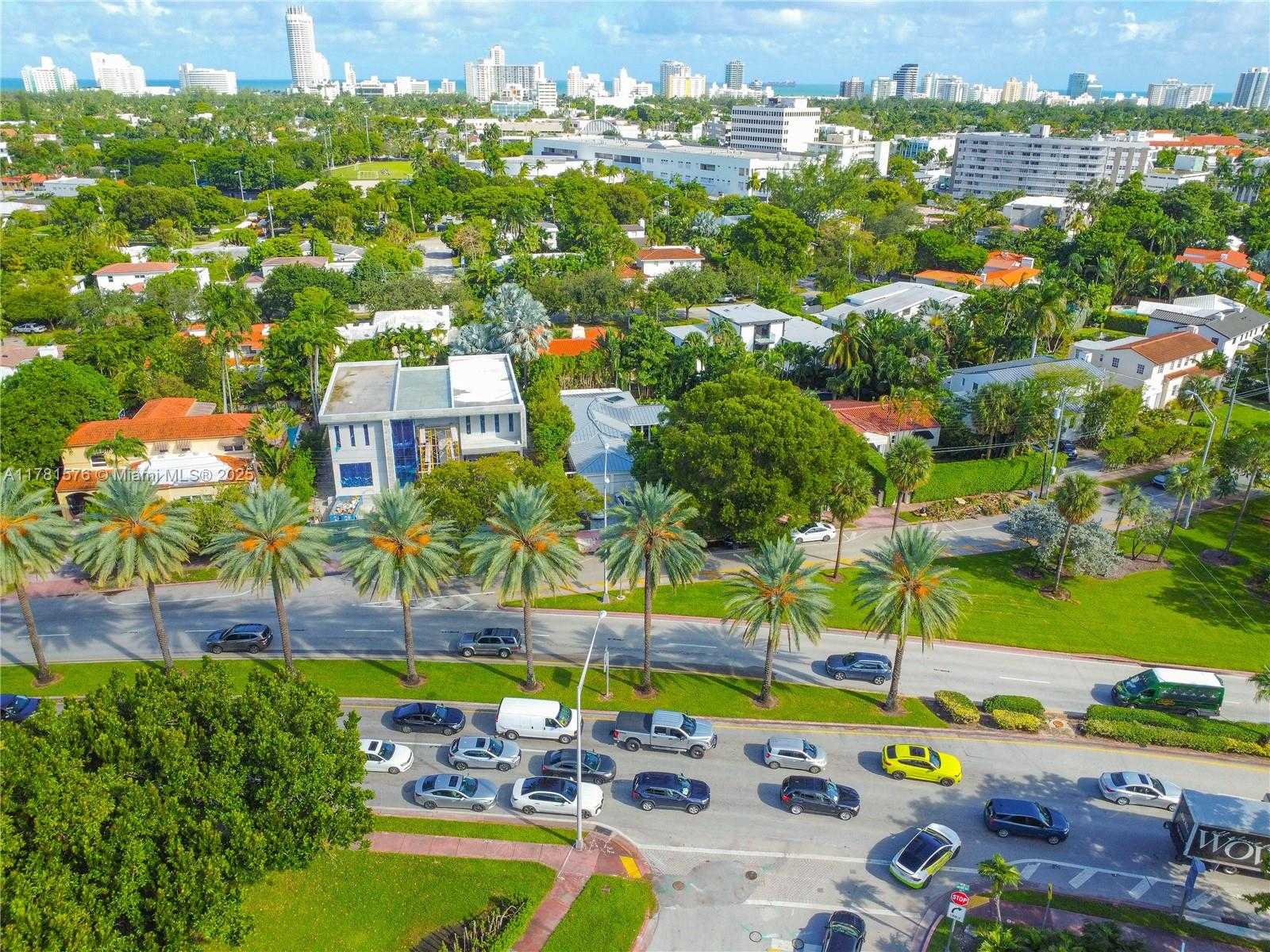 Small Image of 4271 ALTON RD, Miami Beach Number 52