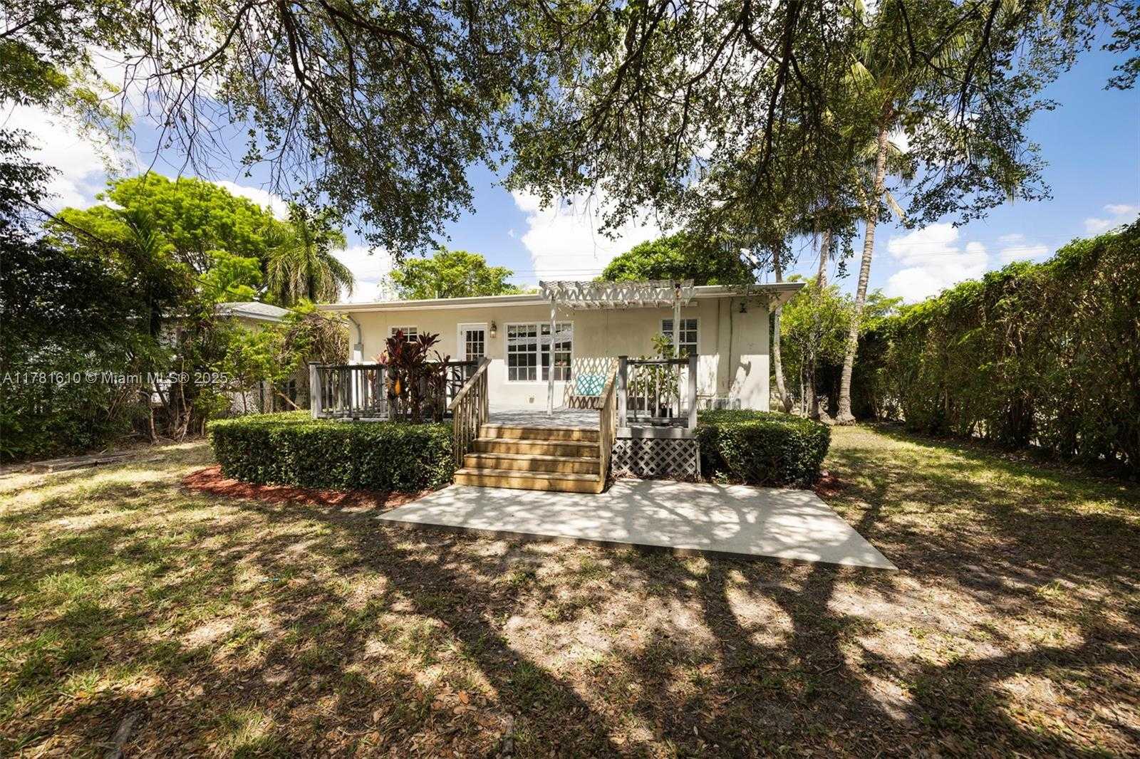 Small Image of 5490 SOUTH WEST 57TH AVE, Miami Number 20
