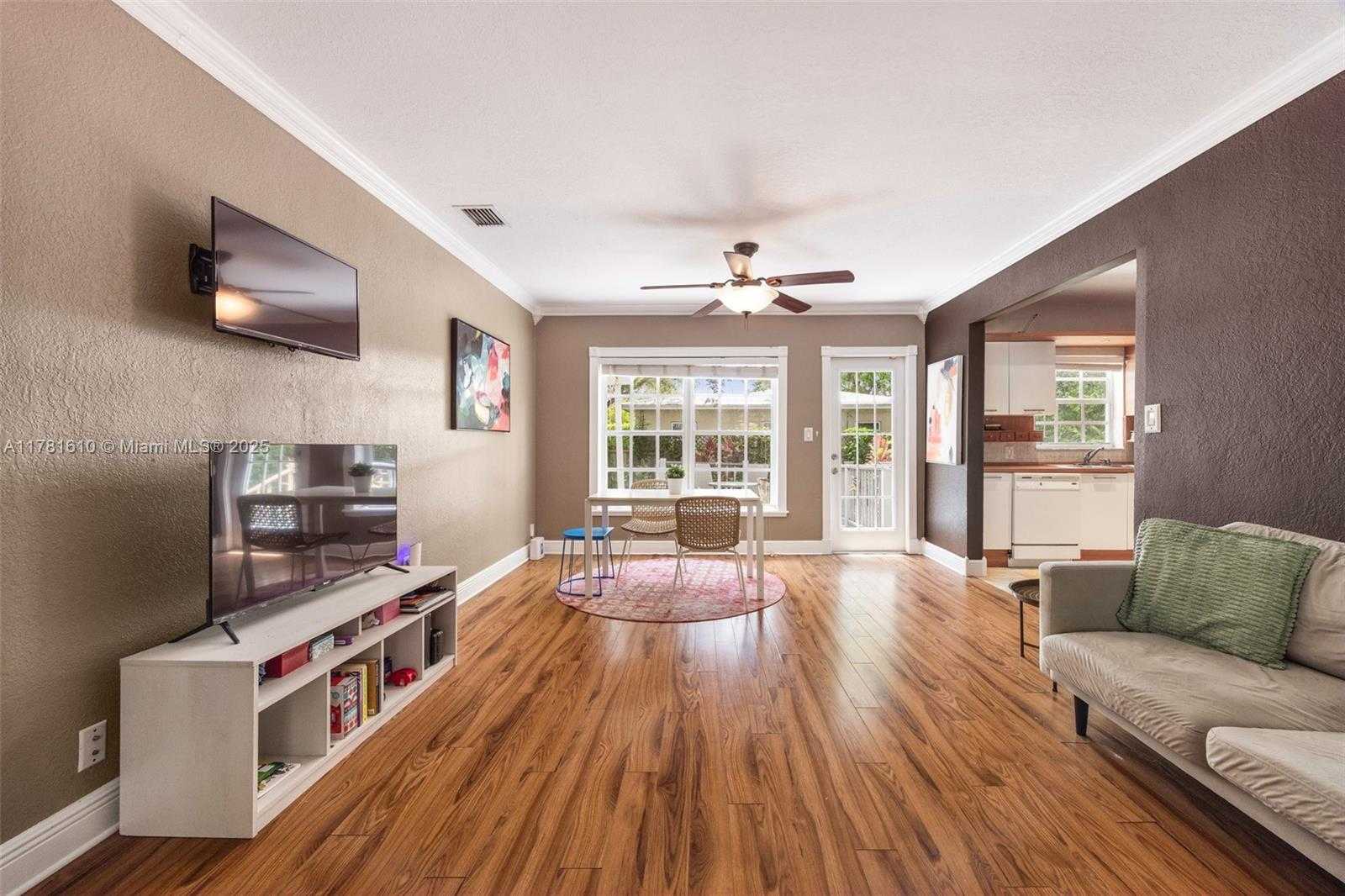 Small Image of 5490 SOUTH WEST 57TH AVE, Miami Number 8