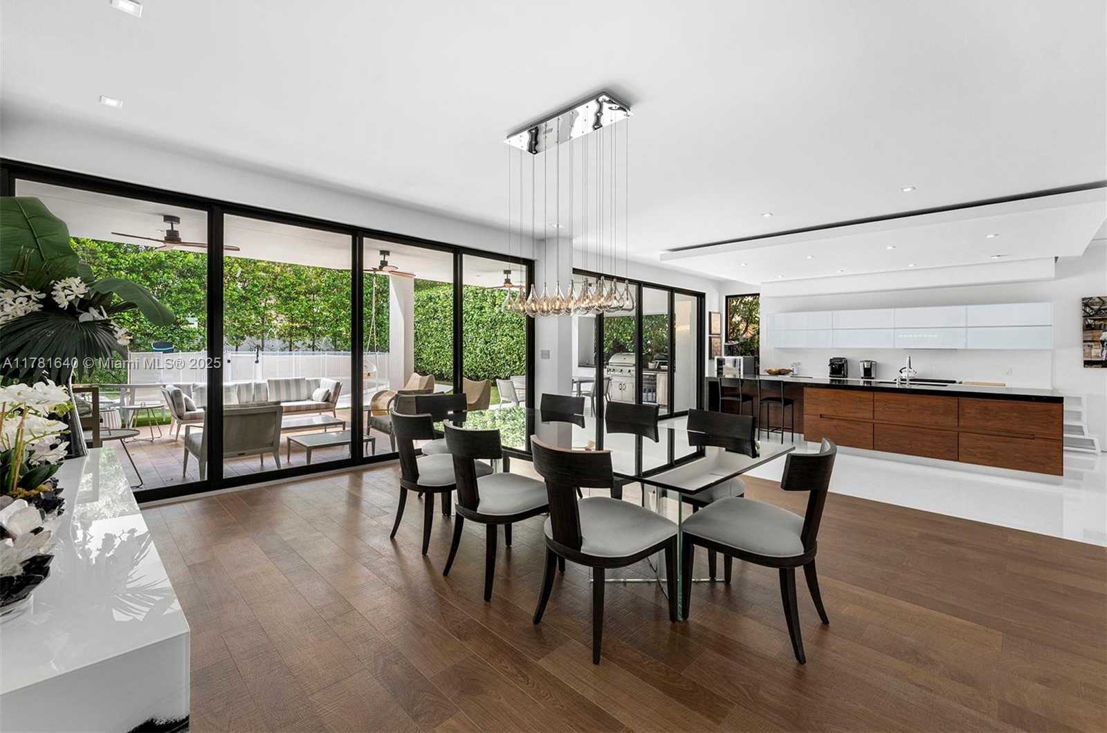 Small Image of 2031 SOUTH MIAMI AVE, Miami Number 11