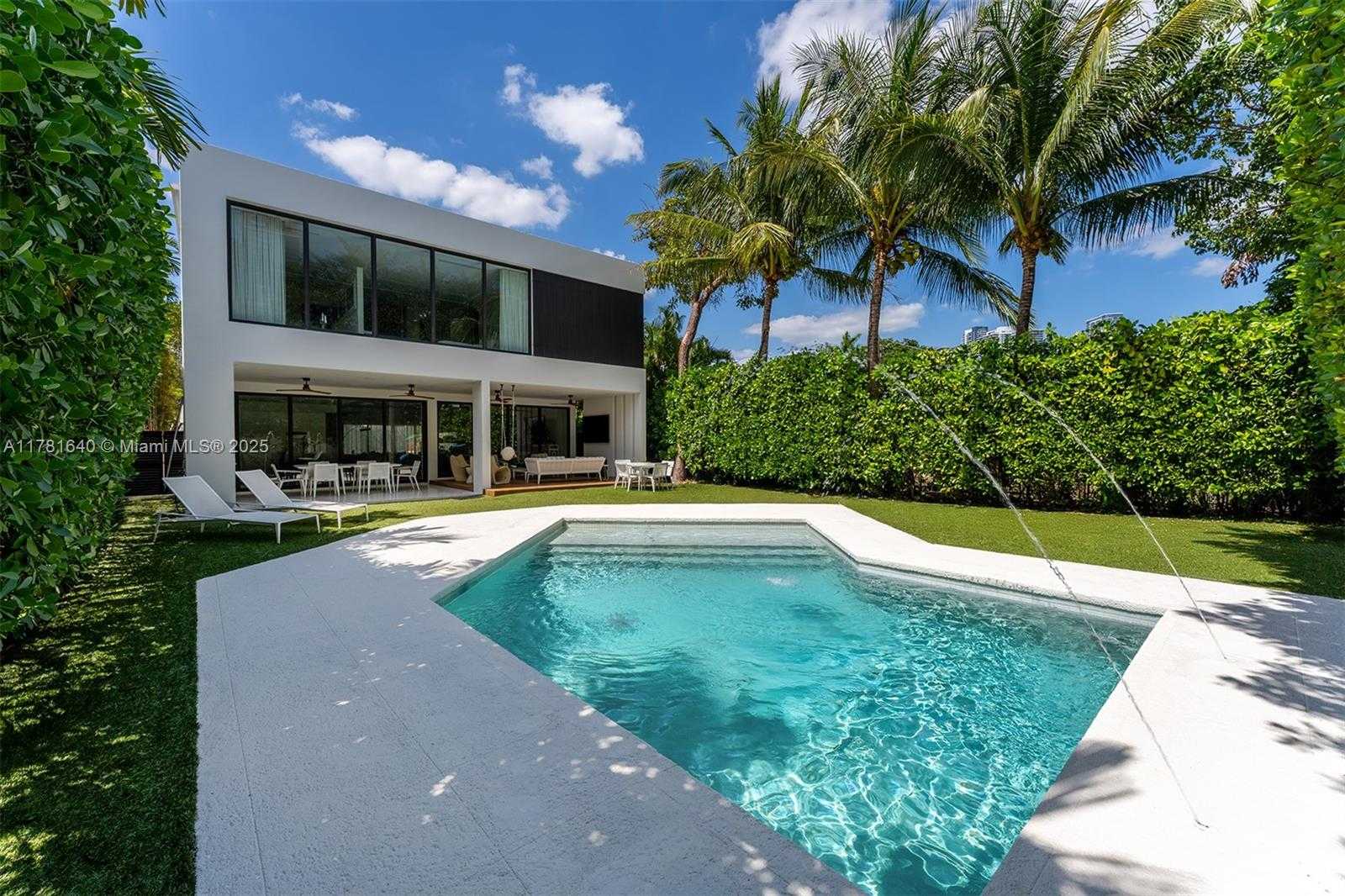 Small Image of 2031 SOUTH MIAMI AVE, Miami Number 20