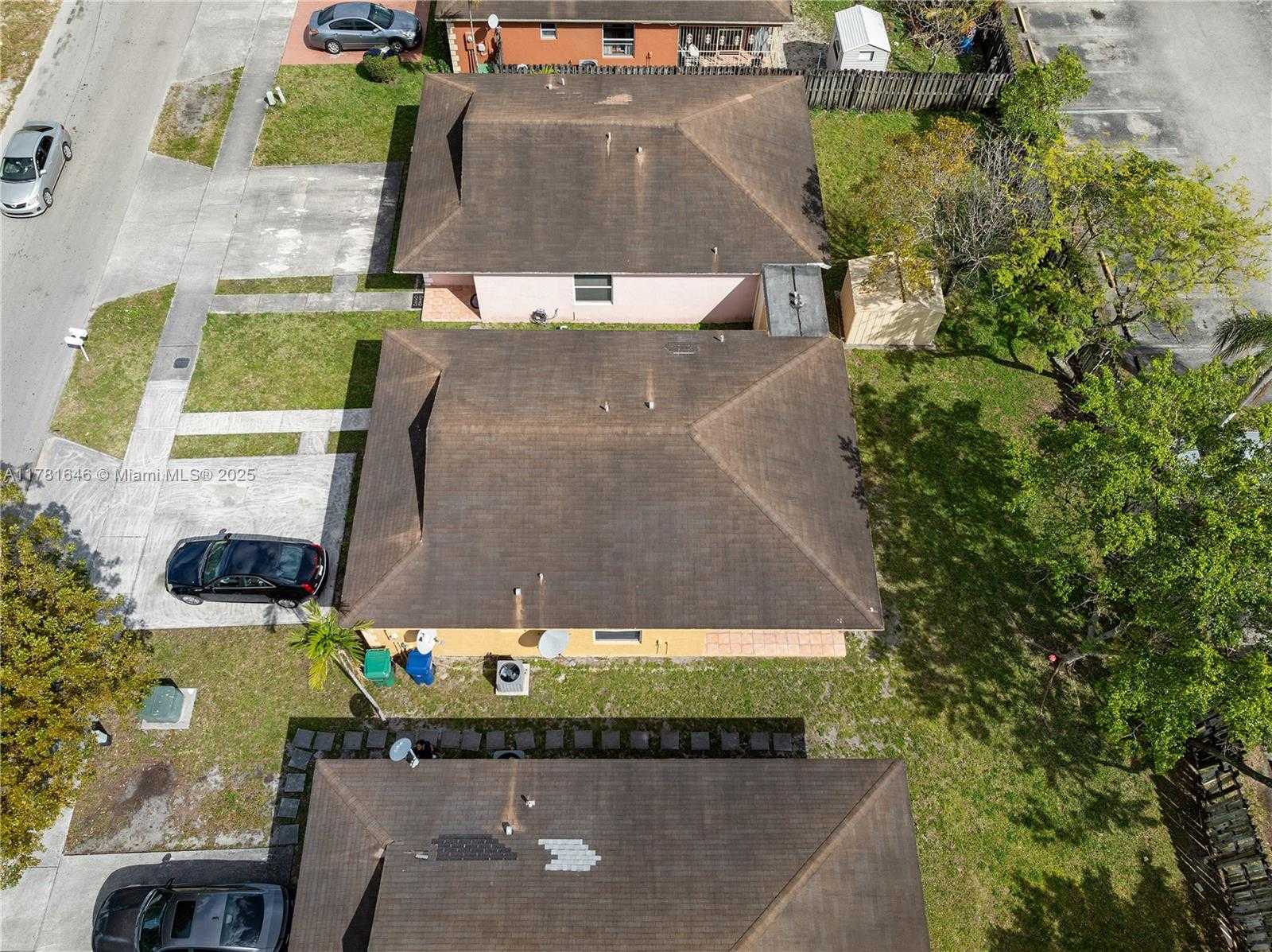 Small Image of 244 NORTH WEST 179TH ST, Miami Gardens Number 23