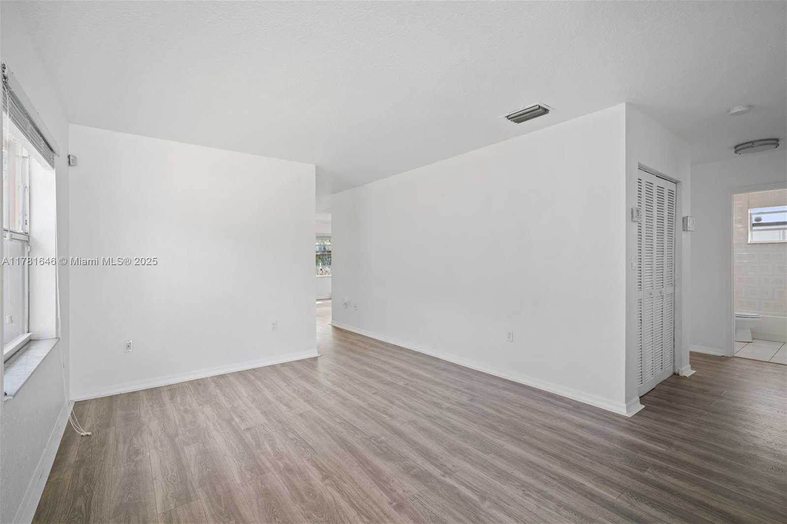 Small Image of 244 NORTH WEST 179TH ST, Miami Gardens Number 5