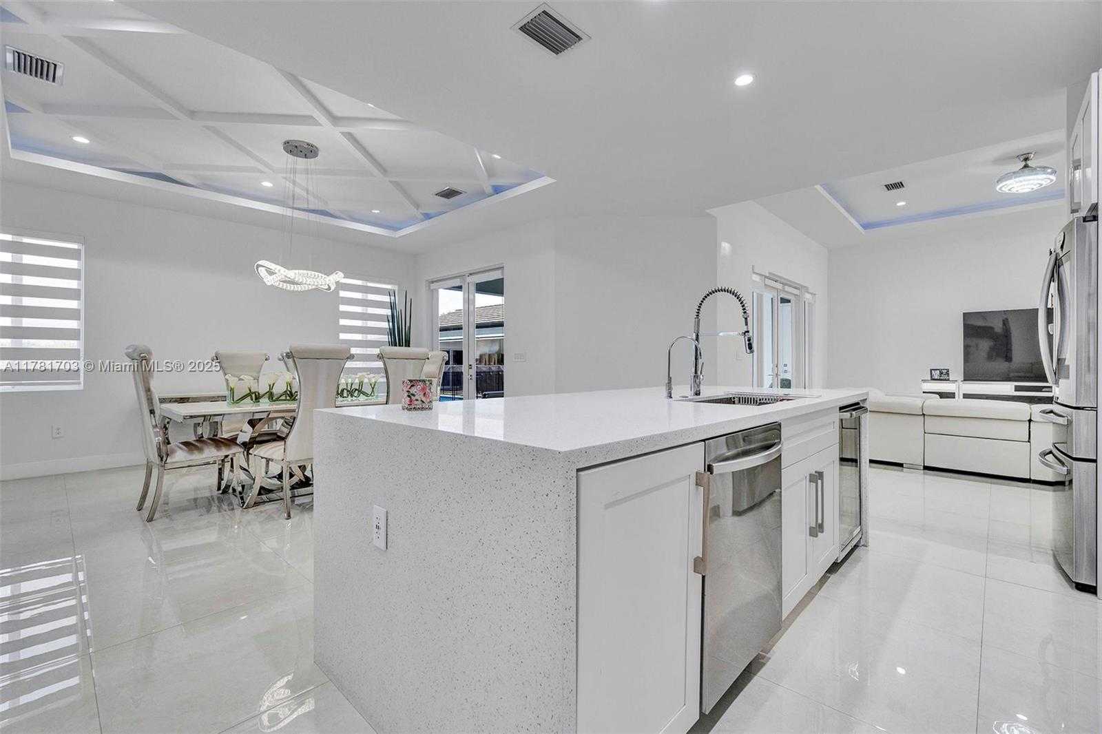 Small Image of 24399 SOUTH WEST 217TH AVE, Homestead Number 9