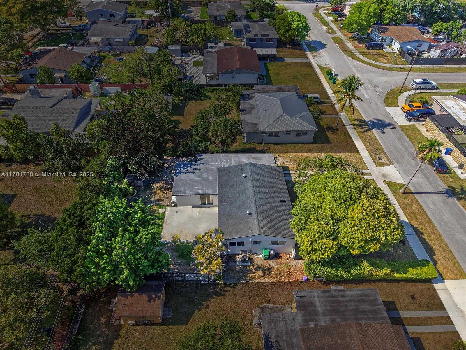 Small Image of 30100 SOUTH WEST 168TH CT, Homestead Number 27