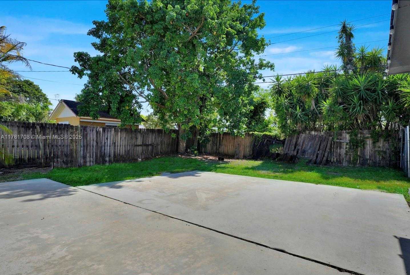 Small Image of 30100 SOUTH WEST 168TH CT, Homestead Number 5