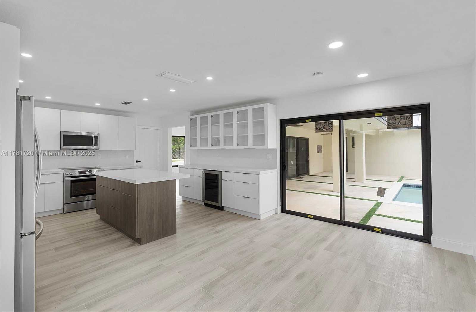 Small Image of 17020 SOUTH WEST 87TH CT, Palmetto Bay Number 10