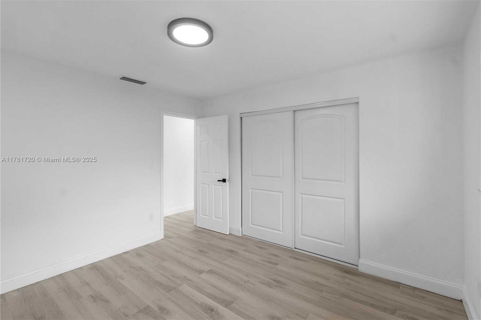 Small Image of 17020 SOUTH WEST 87TH CT, Palmetto Bay Number 16