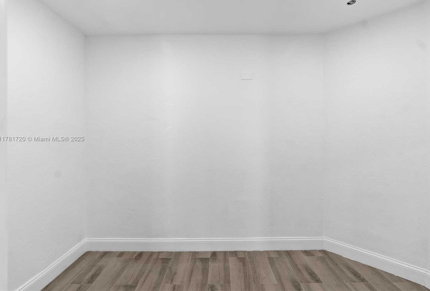 Small Image of 17020 SOUTH WEST 87TH CT, Palmetto Bay Number 30