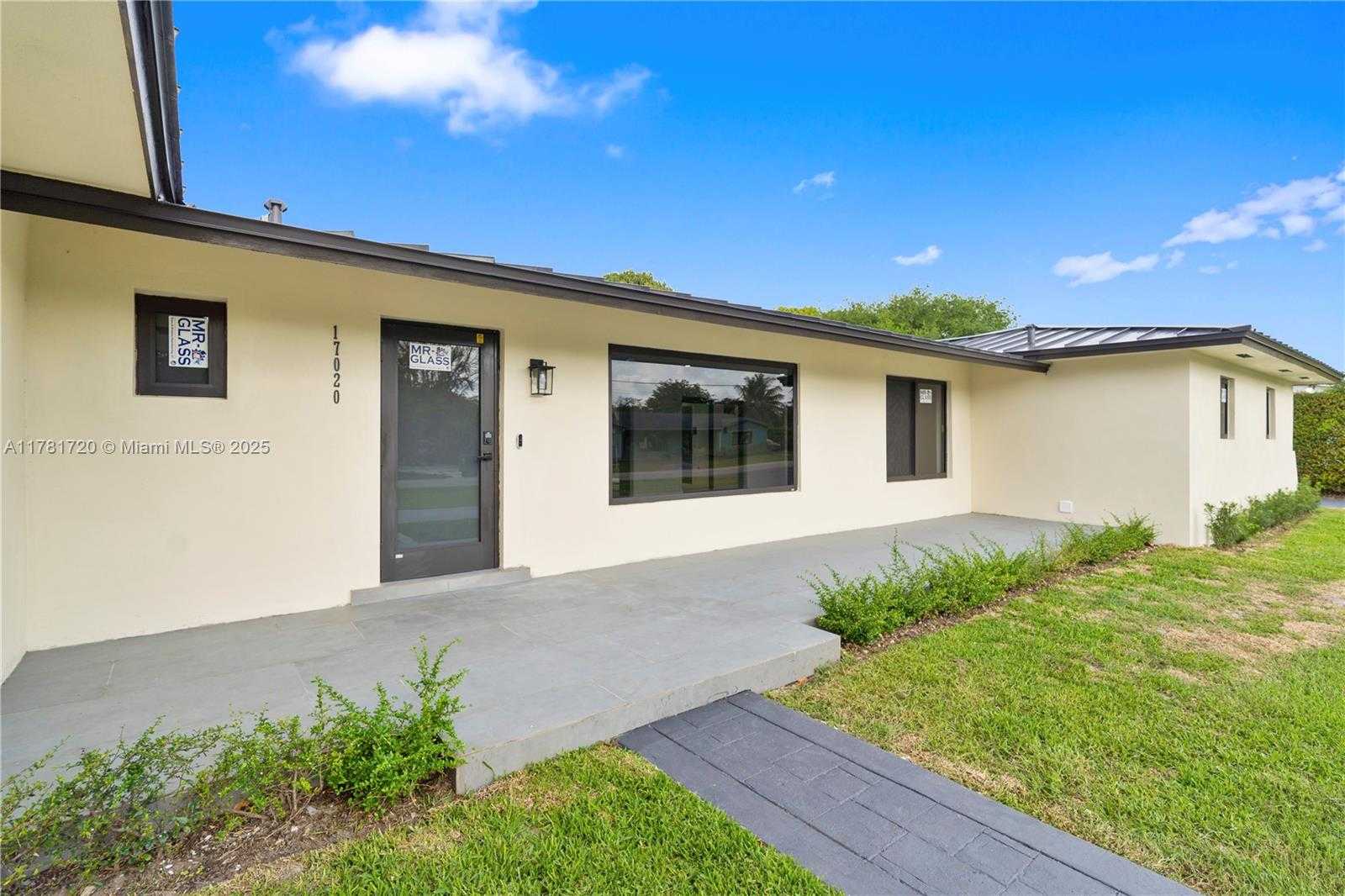 Small Image of 17020 SOUTH WEST 87TH CT, Palmetto Bay Number 41