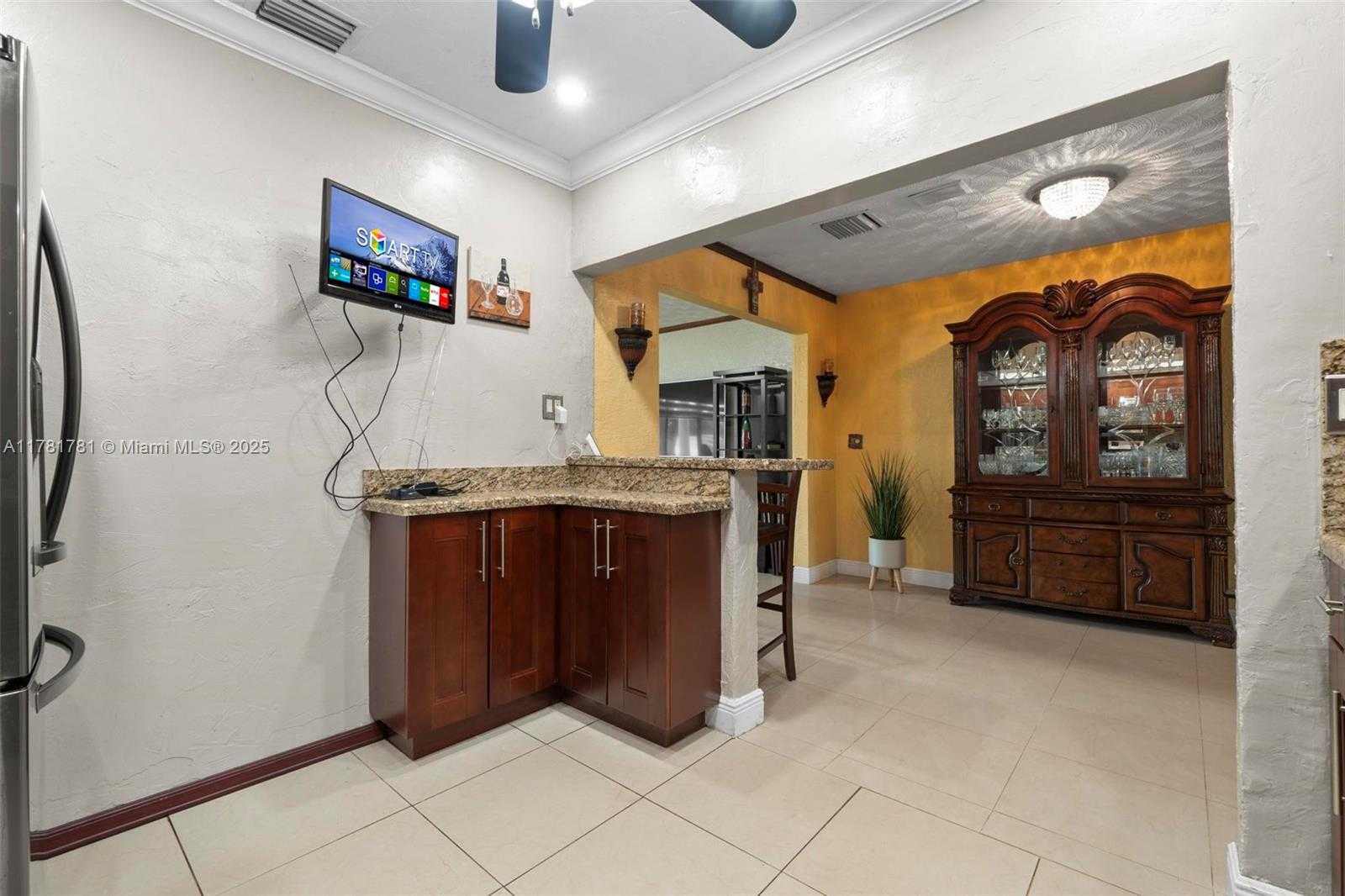Small Image of 6631 SOUTH WEST 24TH ST, Miramar Number 11
