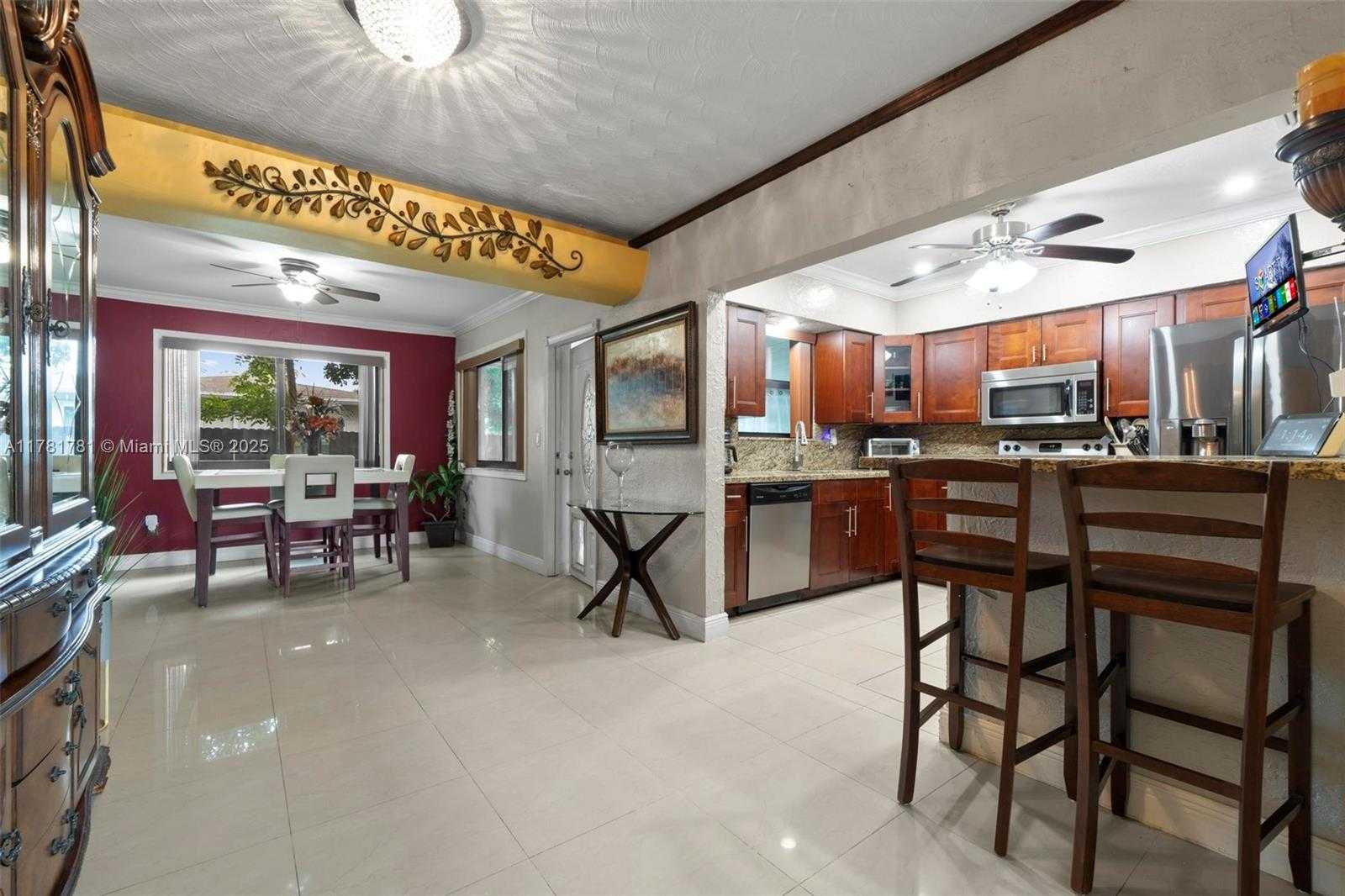Small Image of 6631 SOUTH WEST 24TH ST, Miramar Number 7