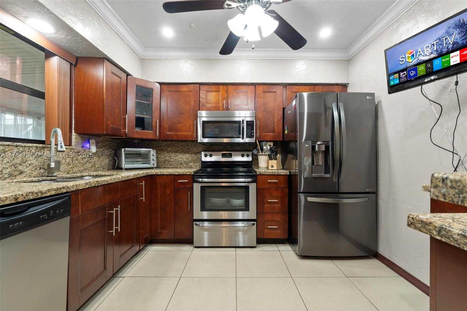 Small Image of 6631 SOUTH WEST 24TH ST, Miramar Number 9