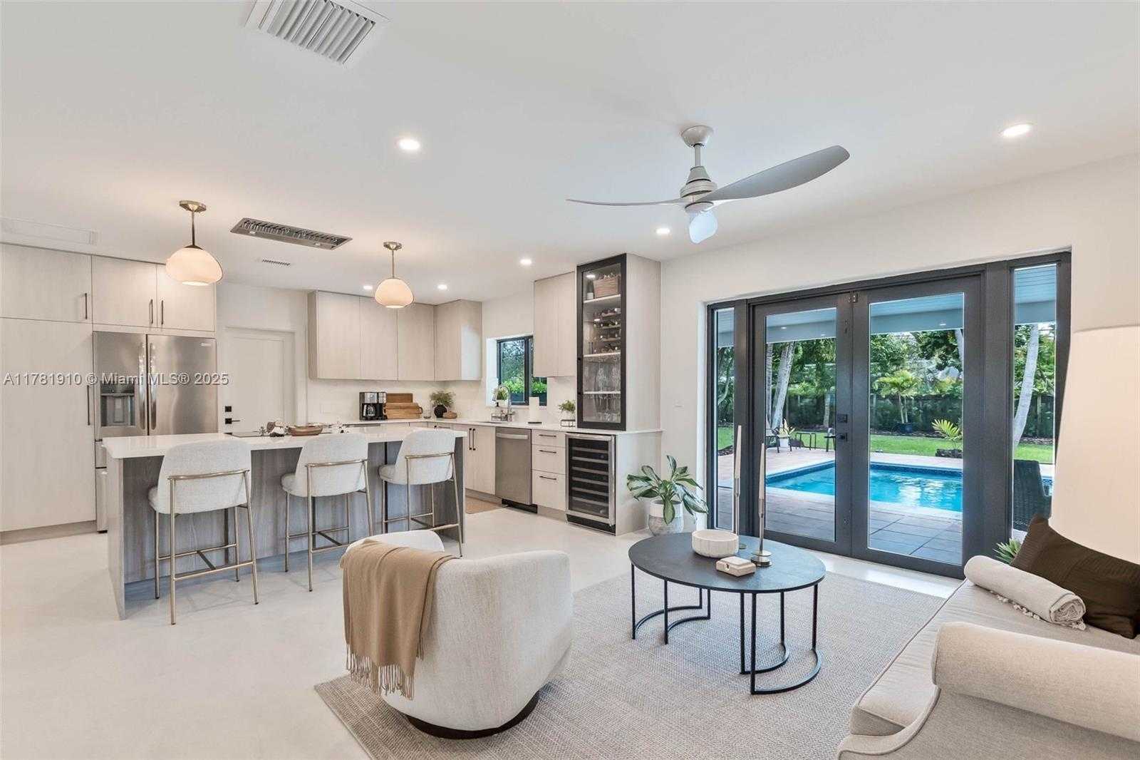 Small Image of 8360 SOUTH WEST 148TH DR, Palmetto Bay Number 7