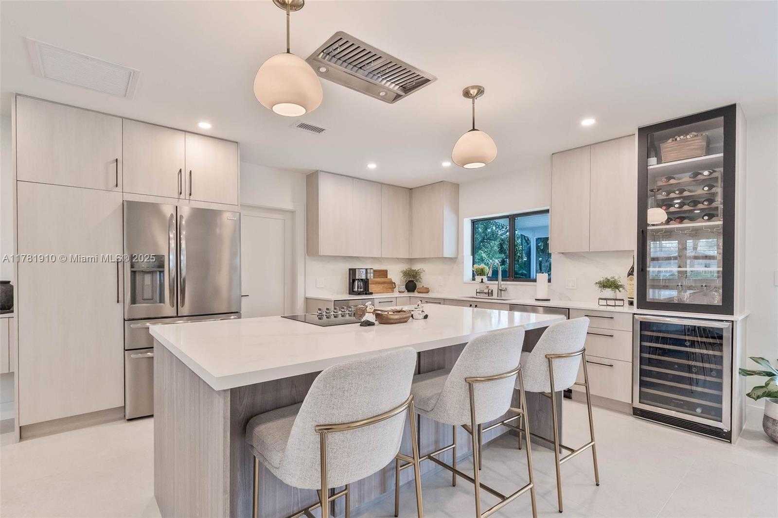Small Image of 8360 SOUTH WEST 148TH DR, Palmetto Bay Number 8